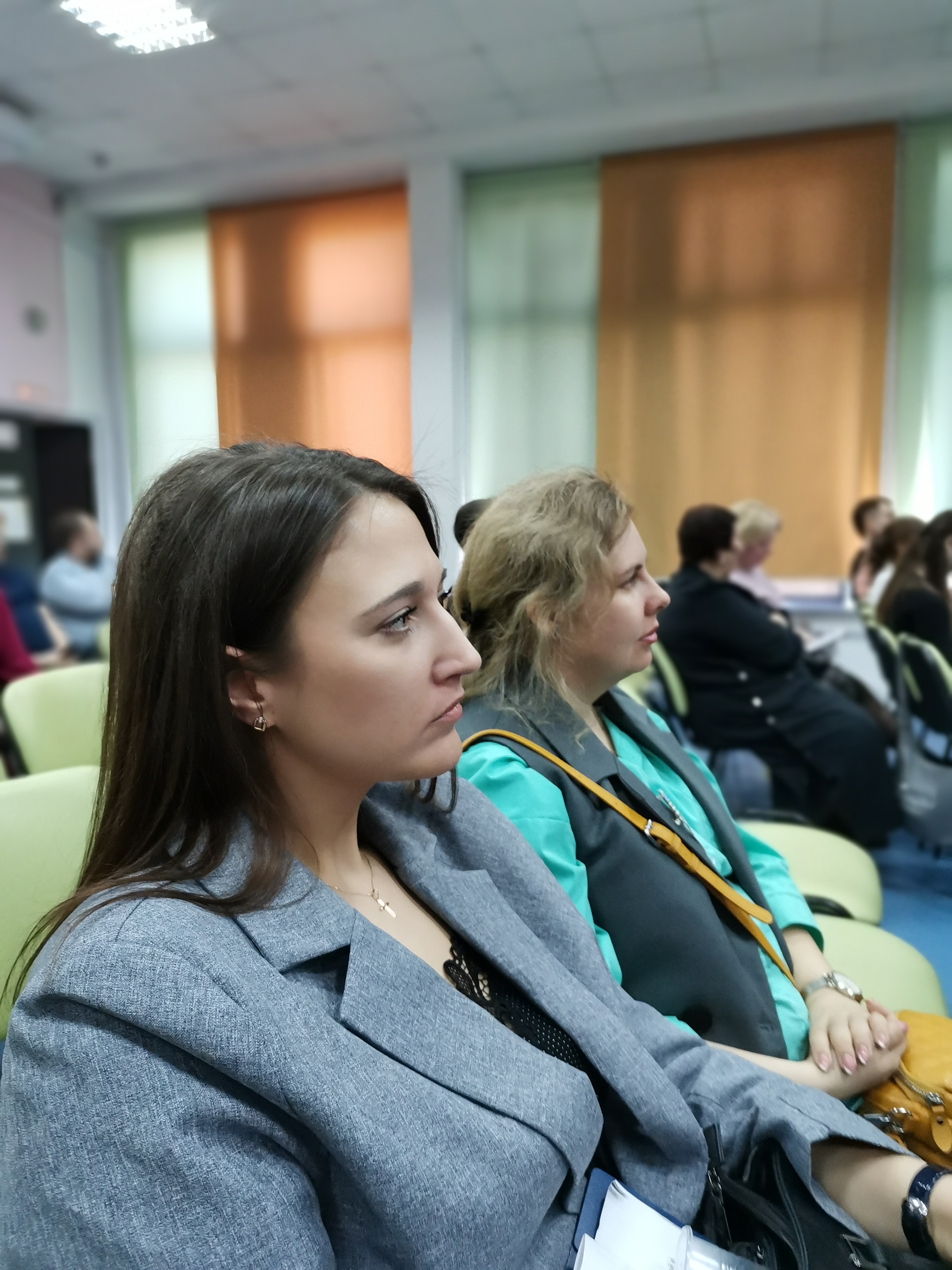 Отчет о семинаре «Роль нейросетей в современной школе: от генерации текстов до визуализации».